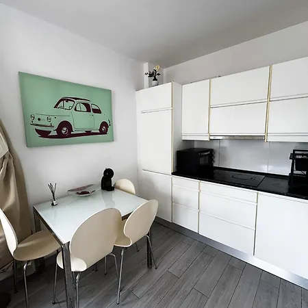 Apartment Jardines Del Puerto - Stylish - Pool Marbella