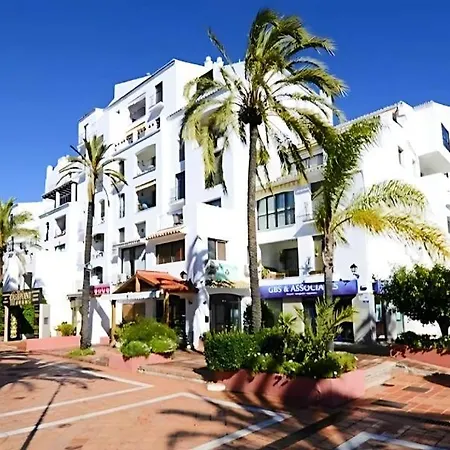 Apartment Jardines Del Puerto - Stylish - Pool Marbella